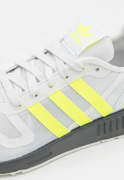 Adidas Originals MULTIX UNISEX - Trainers - Crystal White/solar Yellow/grey Five -Adidas Originals Shop 5460fa7bb43e47519951686d395c90af