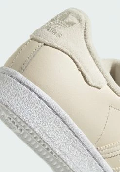 Adidas Originals SUPERSTAR W - Trainers - White 15 Adidas Originals SUPERSTAR W - Trainers - White -Adidas Originals Shop 5546087c4d554281bf239554dad659fa