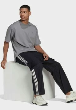 Adidas Originals 3-STRIPES - Tracksuit Bottoms - Black -Adidas Originals Shop 55622e9418c947379756bd428b00368c