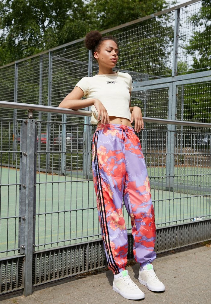 Adidas Originals PANT - Tracksuit Bottoms - Multicolor/light Purple 1 Adidas Originals PANT - Tracksuit Bottoms - Multicolor/light Purple