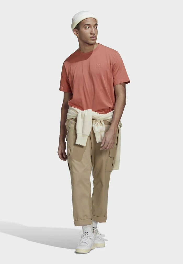 Adidas Originals OZWORLD - Print T-shirt - Brown 2 Adidas Originals OZWORLD - Print T-shirt - Brown - Image 2