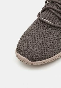 Adidas Originals PW TENNIS HU UNISEX - Trainers - Cinder/light Brown 11 Adidas Originals PW TENNIS HU UNISEX - Trainers - Cinder/light Brown -Adidas Originals Shop 5aa3d99d37914535817d1746d5d571e3