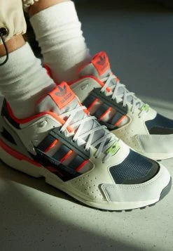 Adidas Originals ZX 10,000C UNISEX - Trainers - Onix/off White/turbo