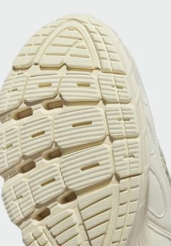 Adidas Originals ASTIR - Trainers - Green 20 Adidas Originals ASTIR - Trainers - Green -Adidas Originals Shop 5bf20ef611aa4e428f67d3fd4698aaf3