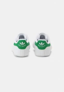 Adidas Originals STAN SMITH CRIB UNISEX - First Shoes - White -Adidas Originals Shop 5cd0922df8044eb0b90edd642910054d