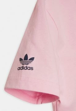 Adidas Originals TEE UNISEX - Print T-shirt - True Pink -Adidas Originals Shop 5df9d2ef09ef4aee8fde9ae8a3fe2917