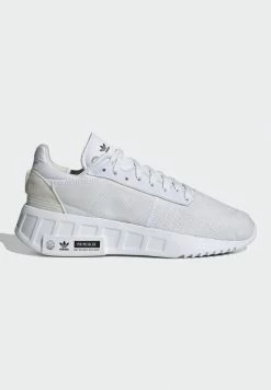 Adidas Originals GEODIVER - Trainers - Footwear White/core Black 16 Adidas Originals GEODIVER - Trainers - Footwear White/core Black -Adidas Originals Shop 5e9051c9310b4d948e2412b633f2f8b2