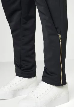 Adidas Originals PANTS - Cargo Trousers - Black -Adidas Originals Shop 5ee1dbeb1c184780beda96c5ed436900