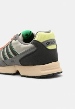 Adidas Originals ZX 1000 UNISEX - Trainers - Feather Grey/grey Four/semi Screaming Green -Adidas Originals Shop 5f0fbc85396647bb9afd5b54dd7db80b