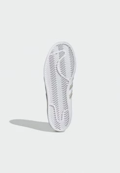 Adidas Originals SUPERSTAR - Trainers - White -Adidas Originals Shop 5fa06eb628014dcbabe3f924b89de27b