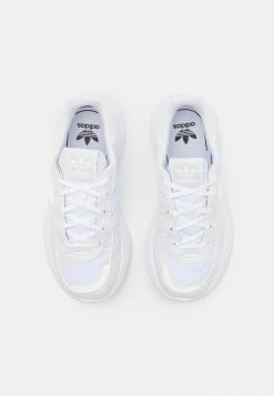 Adidas Originals RETROPY UNISEX - Trainers - Footwear White/core Black -Adidas Originals Shop 5fcde7c6d21844a8a496b0669e503562