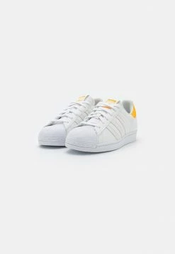 Adidas Originals SUPERSTAR - Trainers - White -Adidas Originals Shop 5fd4d60f14e24c829855a4e6b43e37e9