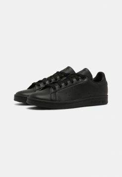 Adidas Originals STAN SMITH UNISEX - Trainers - Core Black 12 Adidas Originals STAN SMITH UNISEX - Trainers - Core Black -Adidas Originals Shop 606db65ded364a428e75348f87ceb617