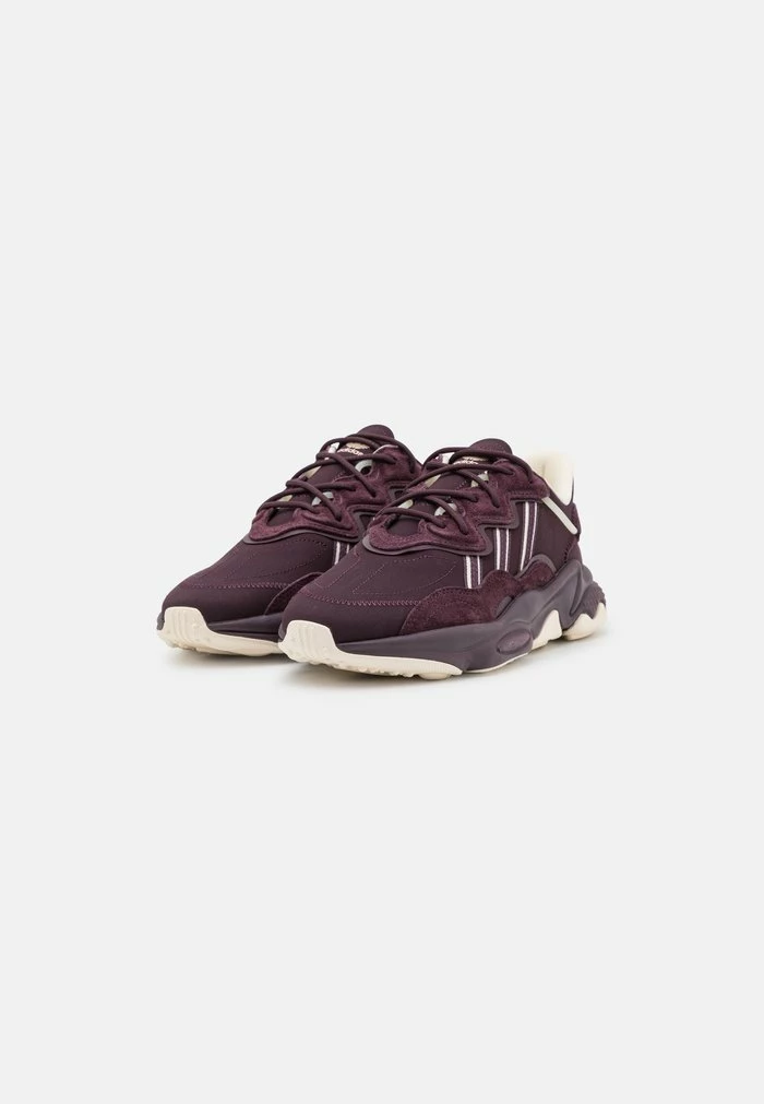 Adidas Originals OZWEEGO UNISEX - Trainers - Shadow Maroon/ecru Tint/cream White 2 Adidas Originals OZWEEGO UNISEX - Trainers - Shadow Maroon/ecru Tint/cream White - Image 2