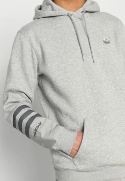 Adidas Originals SPRT FLEECE - Sweatshirt - Medium Grey Heather -Adidas Originals Shop 63a23558092d47dfac5aad13f1966493