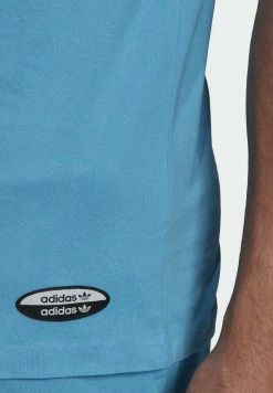 Adidas Originals Print T-shirt - Blue 16 Adidas Originals Print T-shirt - Blue -Adidas Originals Shop 646dd01b5f124051bb7923d6d6357342