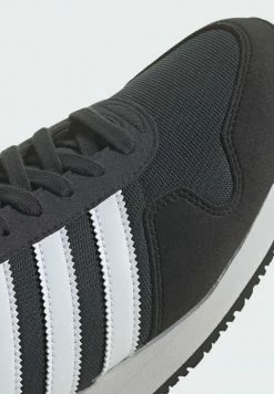 Adidas Originals USA 84 UNISEX - Trainers - Black -Adidas Originals Shop 64c04dfb4cc2433494f57c4b5a95e290