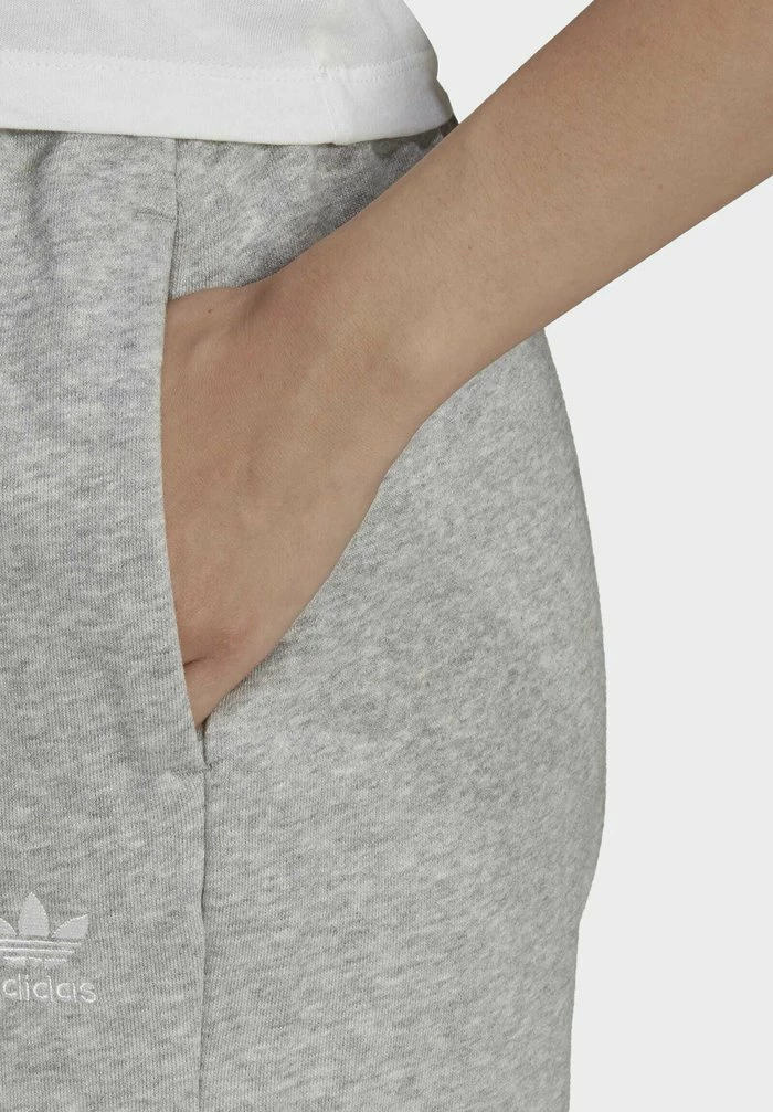 Adidas Originals ESSENTIALS FRENCH - Shorts - Grey 5 Adidas Originals ESSENTIALS FRENCH - Shorts - Grey - Image 5