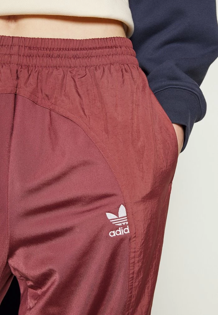 Adidas Originals PANTS - Tracksuit Bottoms - Quiet Crimson 8 Adidas Originals PANTS - Tracksuit Bottoms - Quiet Crimson - Image 8