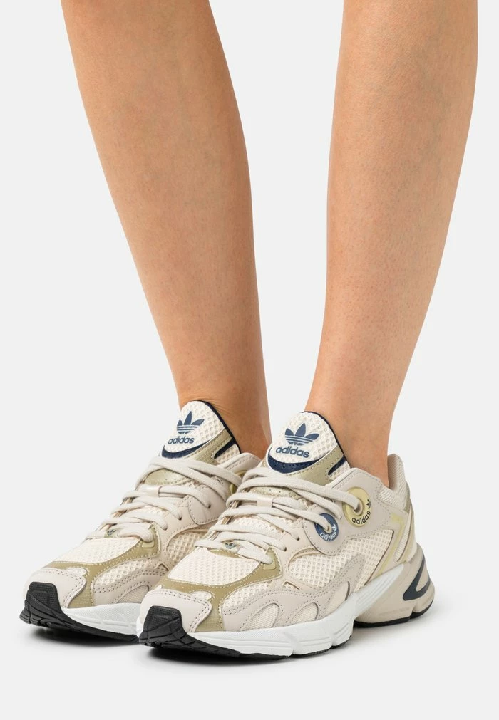 Adidas Originals ASTIR - Trainers - Clear Brown/white/light Gold Metallic 3 Adidas Originals ASTIR - Trainers - Clear Brown/white/light Gold Metallic - Image 3