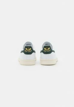Adidas Originals STAN SMITH - Trainers - Footwear White/green Night -Adidas Originals Shop 68a6bfaebe6241d4bc730bdac16fd24c