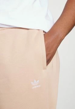 Adidas Originals PANTS - Tracksuit Bottoms - Magic Beige -Adidas Originals Shop 690a4d2d38d74899afaedd19b77b8df0