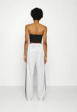 Adidas Originals PANTS - Tracksuit Bottoms - Matte Silver -Adidas Originals Shop 6930ebc2736f4a49a3b6d9d2bf2db3a7