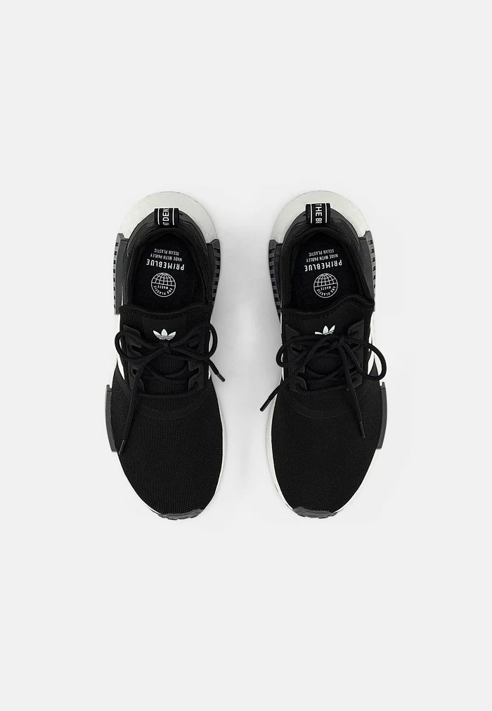 Adidas Originals NMD R1 PRIMEBLUE UNISEX - Trainers - Core Black/white/grey Five 4 Adidas Originals NMD R1 PRIMEBLUE UNISEX - Trainers - Core Black/white/grey Five - Image 4