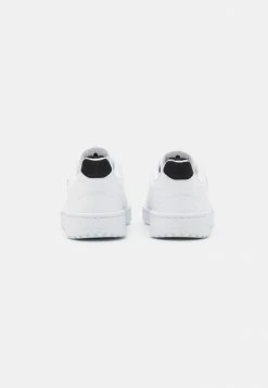 Adidas Originals NY 90 UNISEX - Trainers - Footwear White/core Black -Adidas Originals Shop 70db14de09b8459fa3748dd5675a87d1