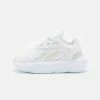 Adidas Originals OZELIA UNISEX - Trainers - Footwear White/grey One
