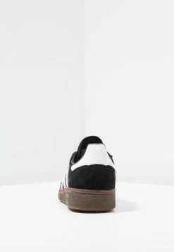 Adidas Originals HANDBALL SPEZIAL UNISEX - Trainers - Cblack/ftwwht/gum5 -Adidas Originals Shop 7157a37c35774be6bf73ce17820012a4