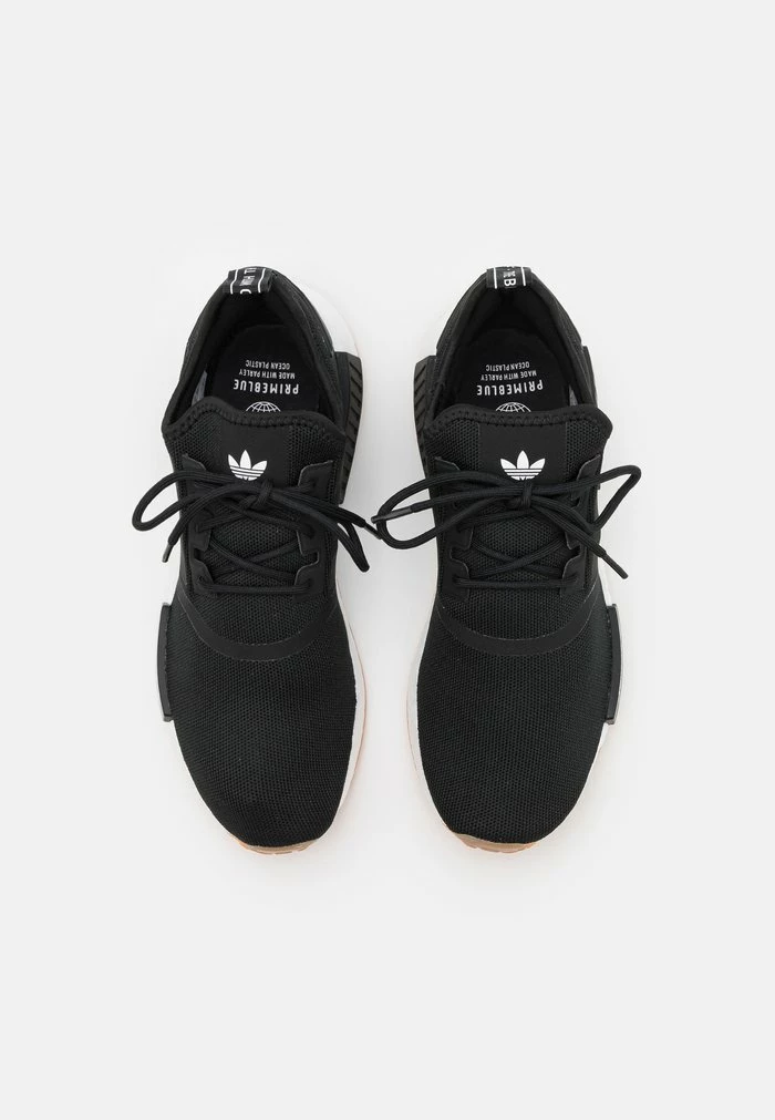 Adidas Originals NMD R1 PRIMEBLUE UNISEX - Trainers - Core Black 4 Adidas Originals NMD R1 PRIMEBLUE UNISEX - Trainers - Core Black - Image 4