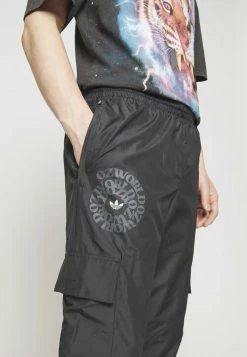 Adidas Originals OZWORLD - Cargo Trousers - Black -Adidas Originals Shop 7367913afd414ac49328792e6ac0e4b0