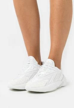 Adidas Originals OZELIA - Trainers - Footwear White/crystal White -Adidas Originals Shop 74756f4a28e842cd9acd5147d7de000d