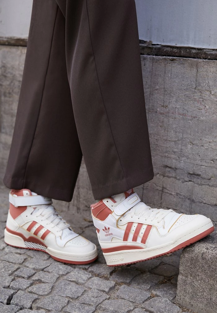 Adidas Originals FORUM - High-top Trainers - Off White/magic Earth 1 Adidas Originals FORUM - High-top Trainers - Off White/magic Earth