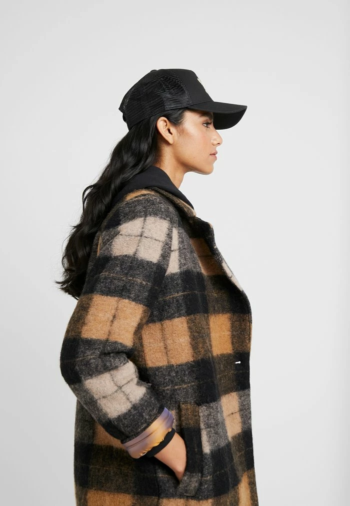 Adidas Originals TRUCKER - Cap - Black/gold 5 Adidas Originals TRUCKER - Cap - Black/gold - Image 5