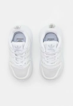 Adidas Originals MULTI UNISEX - Trainers - Footwear White/grey Two -Adidas Originals Shop 78d3b2df6e9243d9af2ec866c090de9f