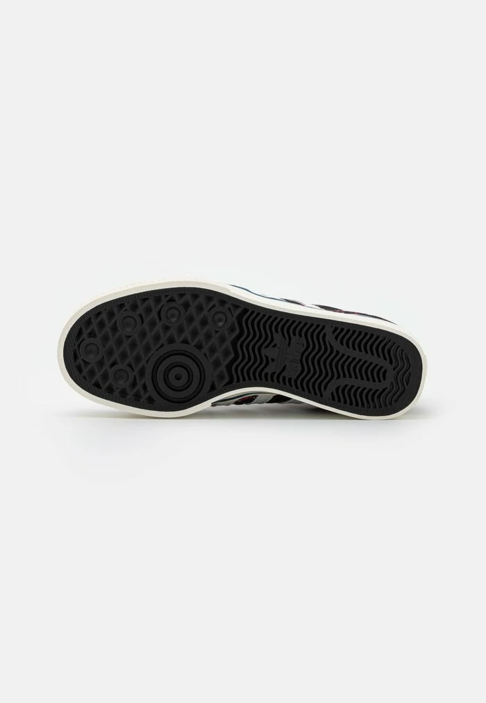 Adidas Originals NIZZA PLATFORM MID - High-top Trainers - Core Black/footwear White/off White 5 Adidas Originals NIZZA PLATFORM MID - High-top Trainers - Core Black/footwear White/off White - Image 5