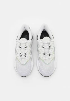 Adidas Originals OZWEEGO - Trainers - Dash Grey/silver/core Black -Adidas Originals Shop 7a40021032eb40faacf377e81e8eaf8e