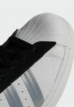 Adidas Originals SUPERSTAR - Trainers - Black -Adidas Originals Shop 7b2b7d260eda40c5af31539827919ae8