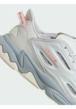 Adidas Originals OZWEEGO CELOX UNISEX - Trainers - Grey -Adidas Originals Shop 7b43efb1b4324a6eb926f53124f06592