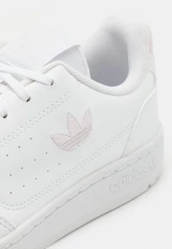 Adidas Originals NY 90 UNISEX - Trainers - Footwear White/almost Pink/core Black -Adidas Originals Shop 7b8d23c54bb44e958ba4f6aedbf4d71a