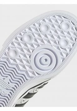 Adidas Originals Trainers - Grey -Adidas Originals Shop 7cab8f5e4a8049edb7cb1e940f540a5d