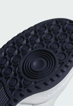 Adidas Originals FORUM LOW UNISEX - Trainers - White -Adidas Originals Shop 7dbb2e7413c441c5ac76c75b96aeafca