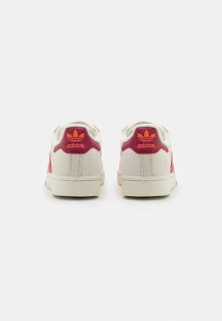 Adidas Originals SUPERSTAR - Trainers - White -Adidas Originals Shop 814b6925c9f0441f90e87b498f9da596