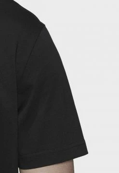 Adidas Originals ADVENTURE MOUNTAIN - Print T-shirt - Black -Adidas Originals Shop 81de56eaff65465bb57564a76ae902fe