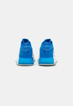 Adidas Originals STREETBALL II UNISEX - Trainers - Footwear White/bluebird/ecru Tint -Adidas Originals Shop 84383ad4f84e4b12baea24219e05509c
