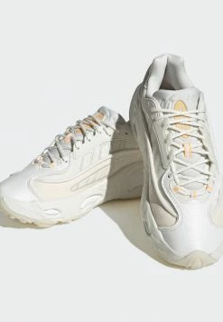 Adidas Originals OZNOVA W - Trainers - Cloud White Ecru Tint White -Adidas Originals Shop 84434dc578be466a9f6b08377c67bec0