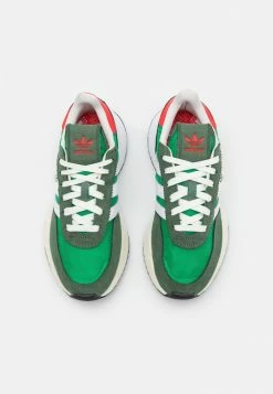 Adidas Originals RETROPY F2 UNISEX - Trainers - Green/footwear White/green Oxide -Adidas Originals Shop 8444934850c34d1798ea324245e3ac0e