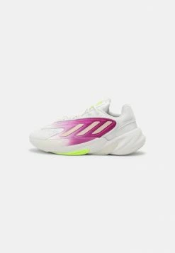 Adidas Originals OZELIA - Trainers - White/signal Green 9 Adidas Originals OZELIA - Trainers - White/signal Green -Adidas Originals Shop 84a03b2db2714b61a3a480aa6c293270